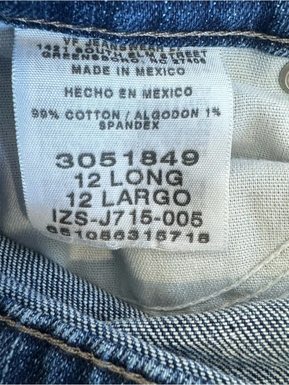 Lee Women’s Size 12 Long - On Waist - Straight Leg Jeans - Classic Blue Denim - Picture 8 of 11